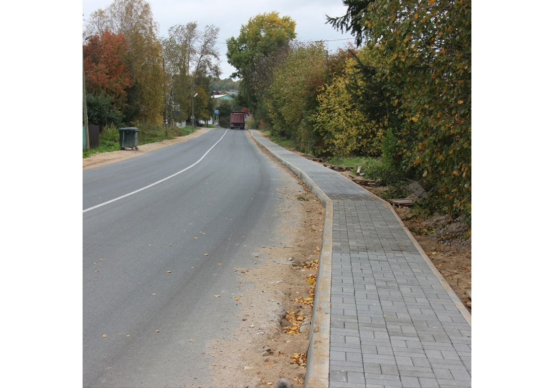 Строительство тротуара по улице Прибрежной продолжится в этом году.